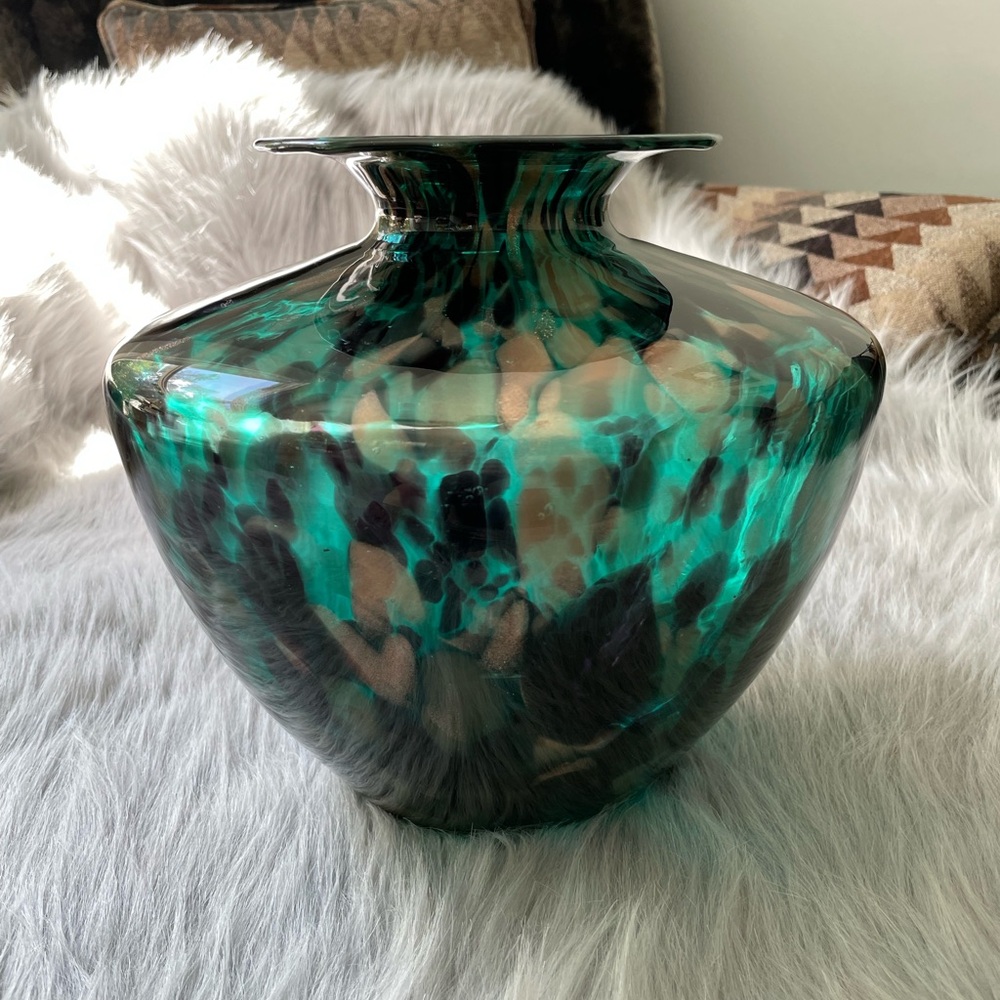 Vintage Art Deco Emerald Green round vase